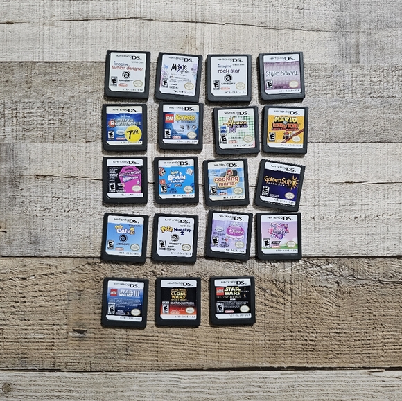 19 Nintendo Ds games Video Games & Consoles